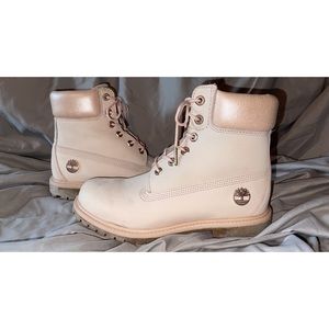 Timberland pink boots